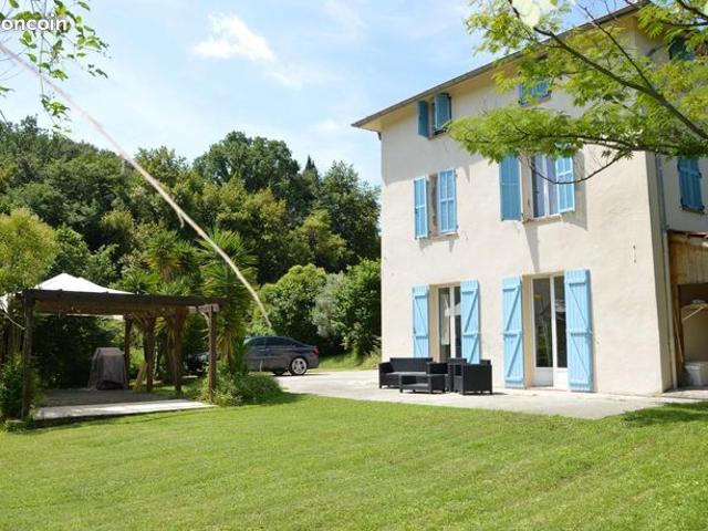 Maison 6 pièces 165 m²