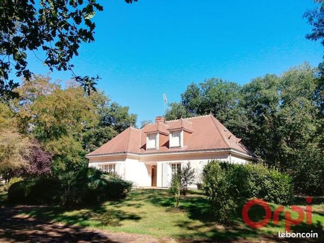 Maison 6 pièces 165 m²