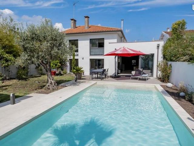 Maison 6 pièces 165 m²