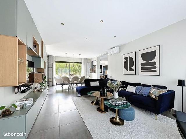 Maison 6 pièces 165 m²