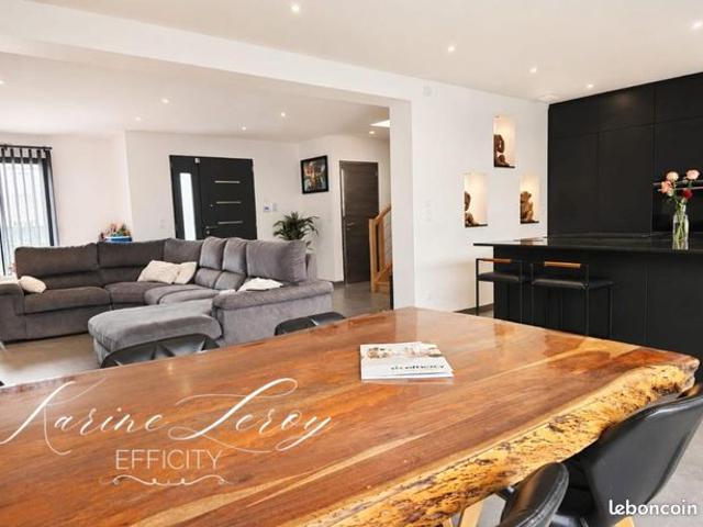 Maison 6 pièces 165 m²