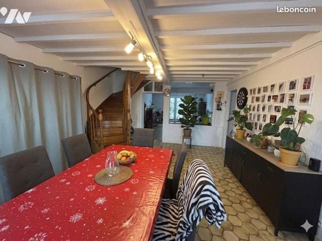 Maison 6 pièces 165 m²
