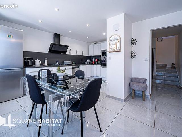 Maison 6 pièces 165 m²