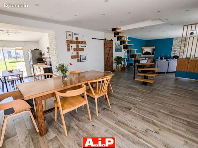 Maison 6 pièces 165 m²