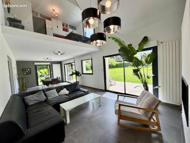 Maison 6 pièces 165 m²