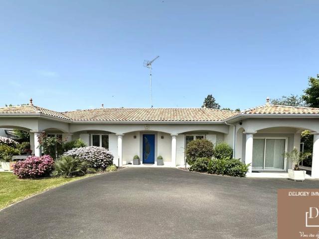 Maison 6 pièces 165 m²