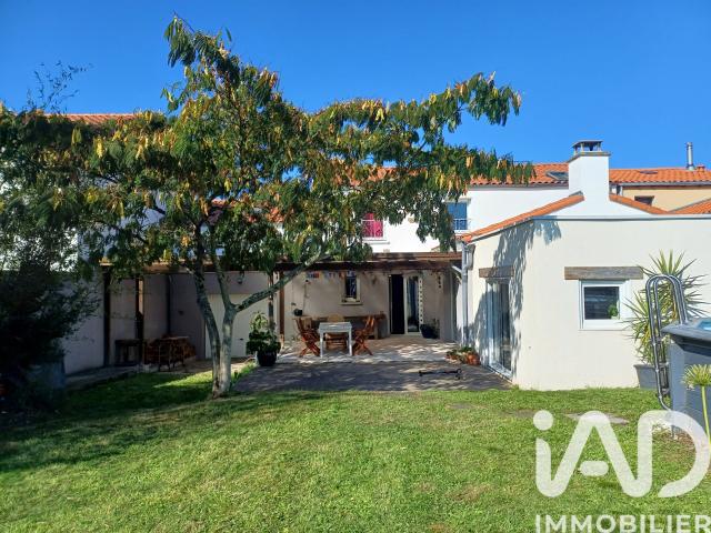 Maison 6 pièces 165 m²