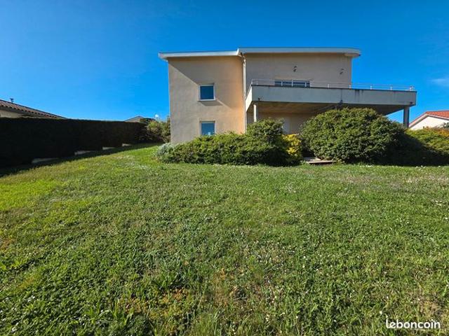 Maison 6 pièces 165 m²
