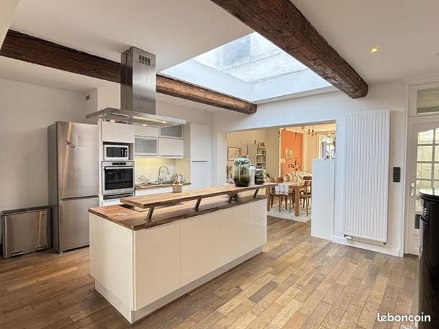 Maison 6 pièces 166 m²