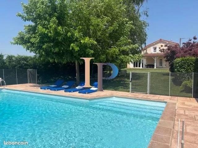 Maison 6 pièces 166 m²