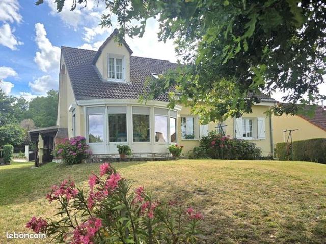 Maison 6 pièces 166 m²