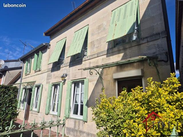 Maison 6 pièces 166 m²