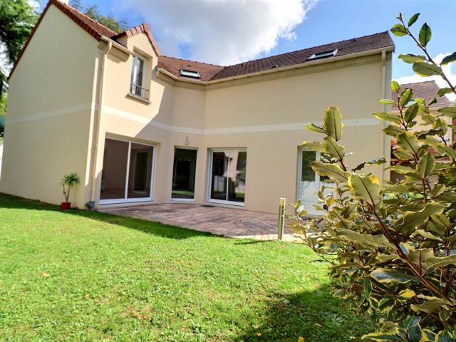 Maison 6 pièces 166 m²