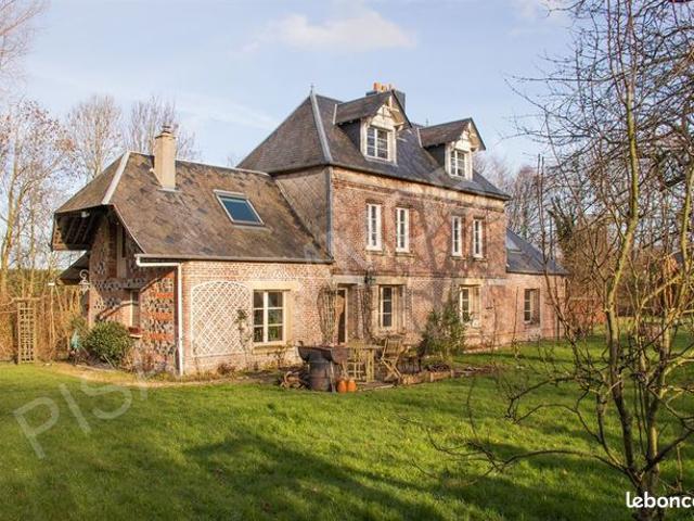 Maison 6 pièces 166 m²
