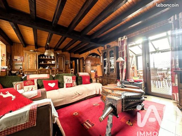 Maison 6 pièces 166 m²