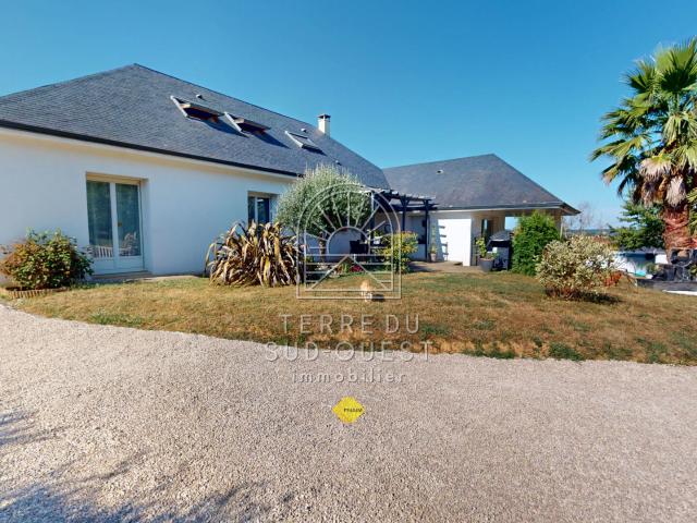 Maison 6 pièces 166 m²
