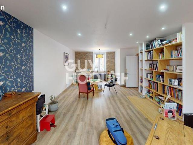 Maison 6 pièces 166 m²