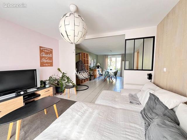 Maison 6 pièces 166 m²