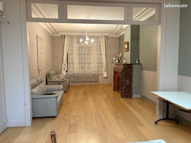 Maison 6 pièces 166 m²