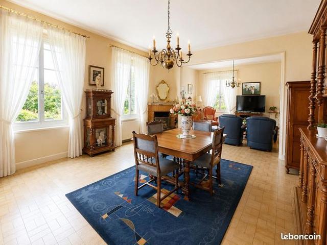 Maison 6 pièces 166 m²