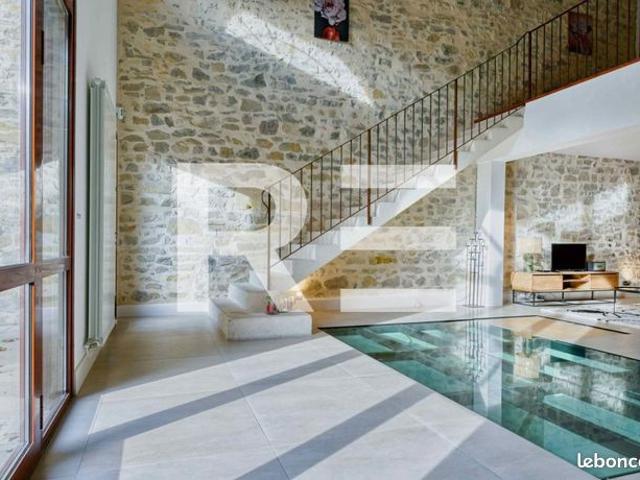 Maison 6 pièces 166 m²