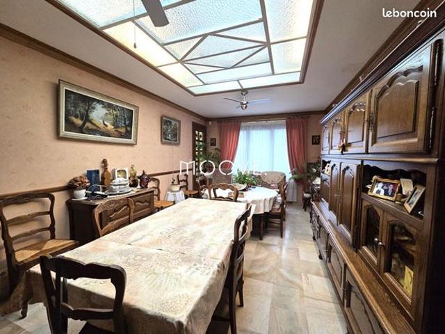 Maison 6 pièces 166 m²