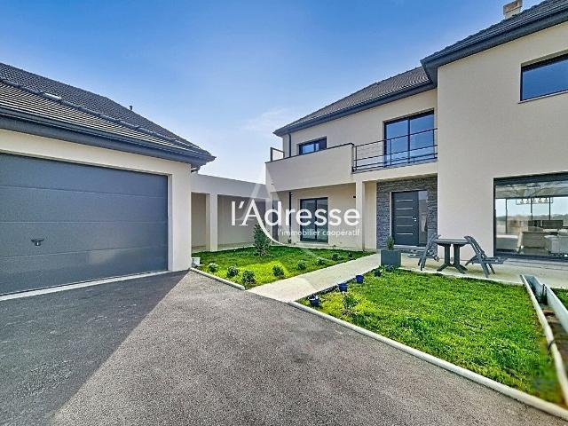Maison 6 pièces 166 m²