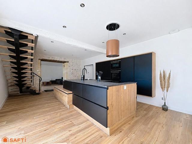 Maison 6 pièces 166 m²