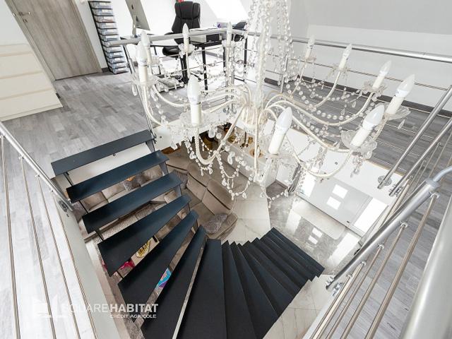 Maison 6 pièces 166 m²