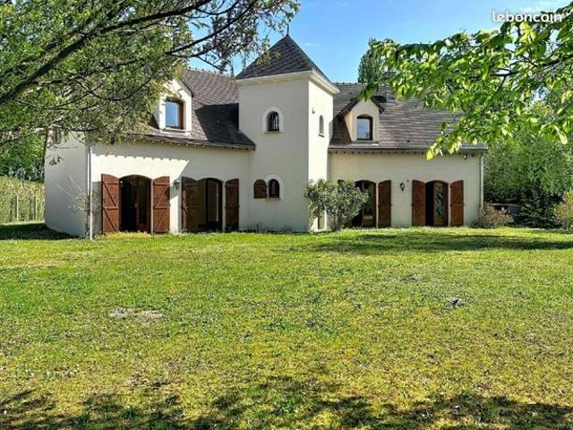 Maison 6 pièces 166 m²