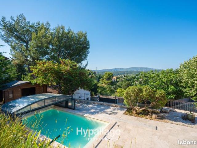 Maison 6 pièces 166 m²