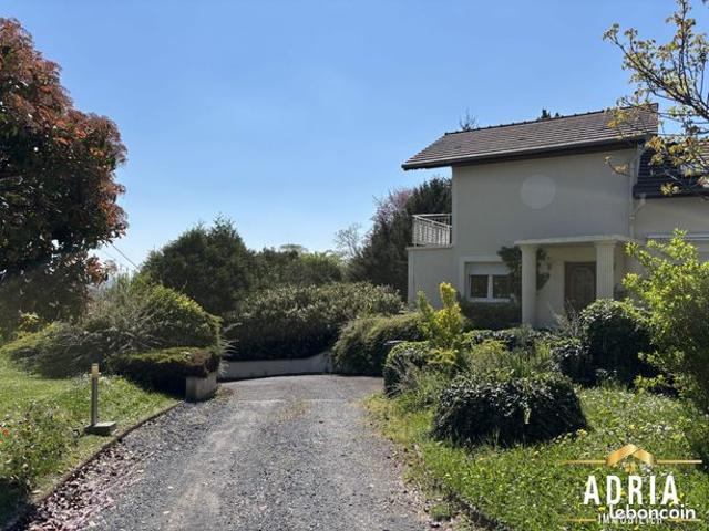 Maison 6 pièces 166 m²
