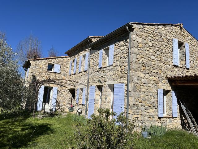 Maison 6 pièces 166 m²
