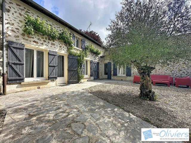 Maison 6 pièces 166 m²