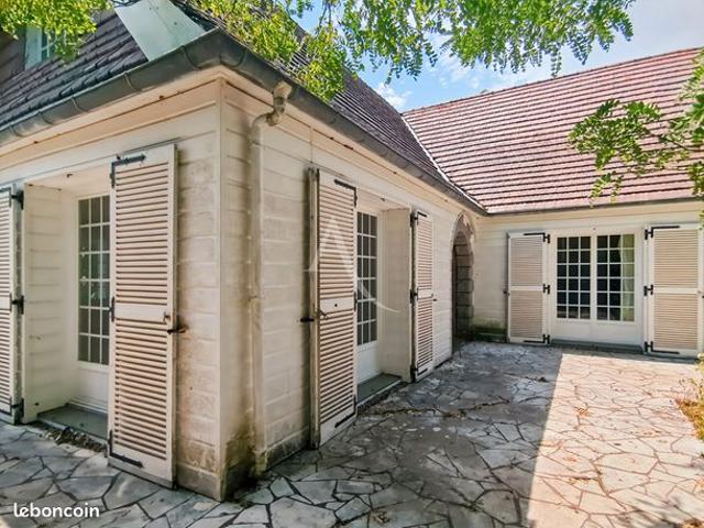 Maison 6 pièces 166 m²