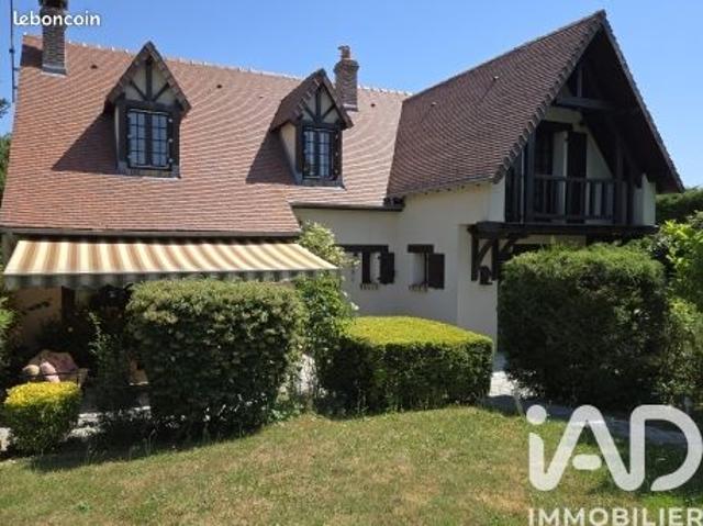 Maison 6 pièces 166 m²