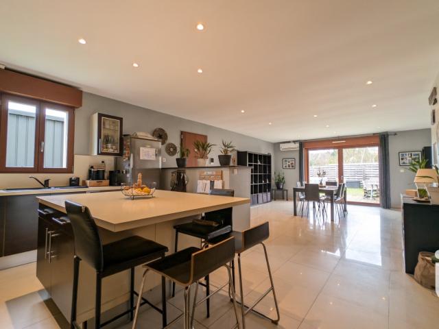 Maison 6 pièces 166 m²