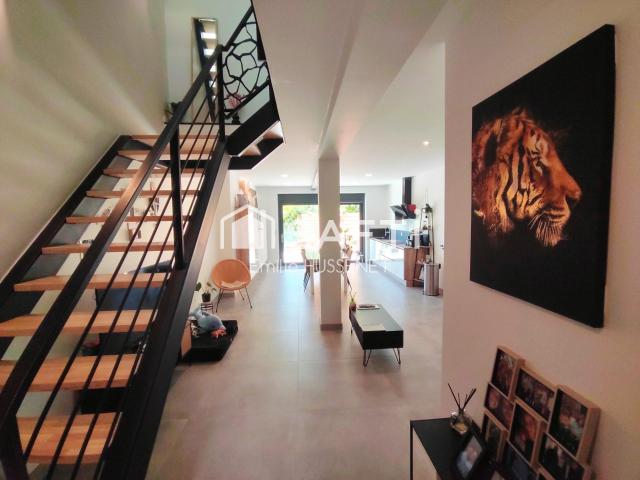 Maison 6 pièces 166 m²