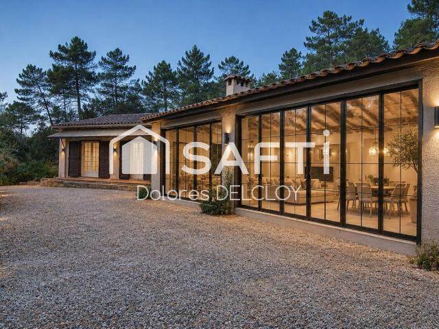 Maison 6 pièces 166 m²