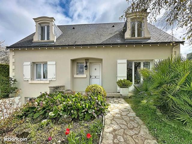 Maison 6 pièces 166 m²