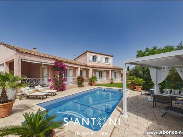 Maison 6 pièces 166 m²