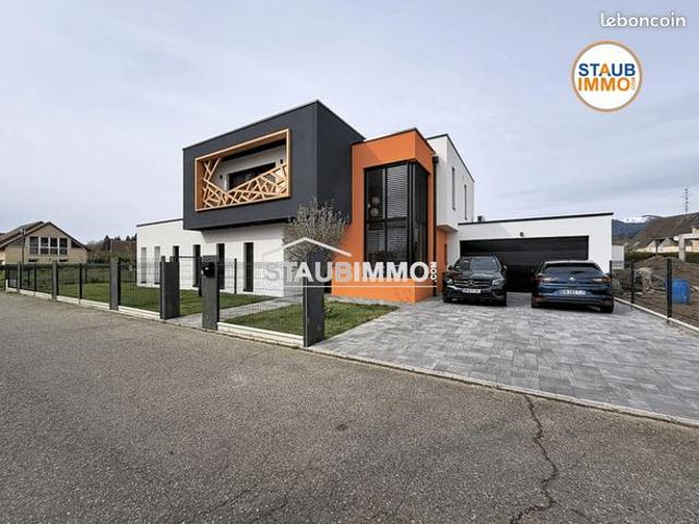 Maison 6 pièces 166 m²