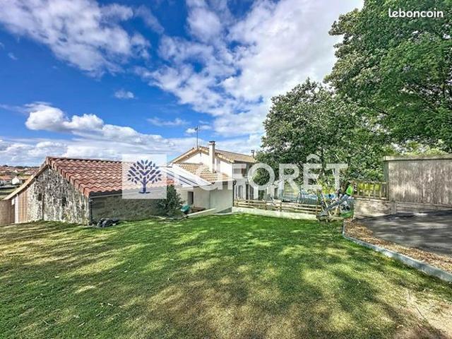 Maison 6 pièces 166 m²