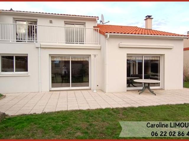 Maison 6 pièces 166 m²