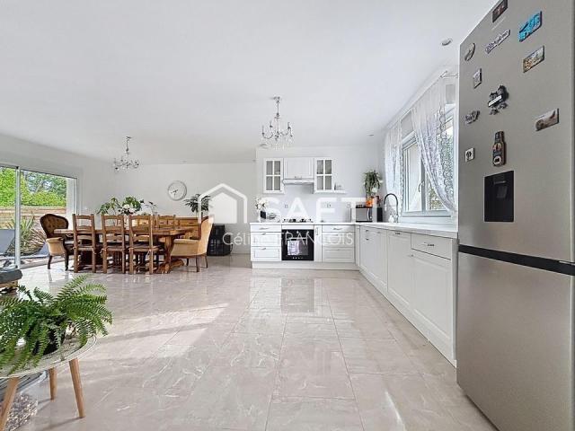 Maison 6 pièces 166 m²