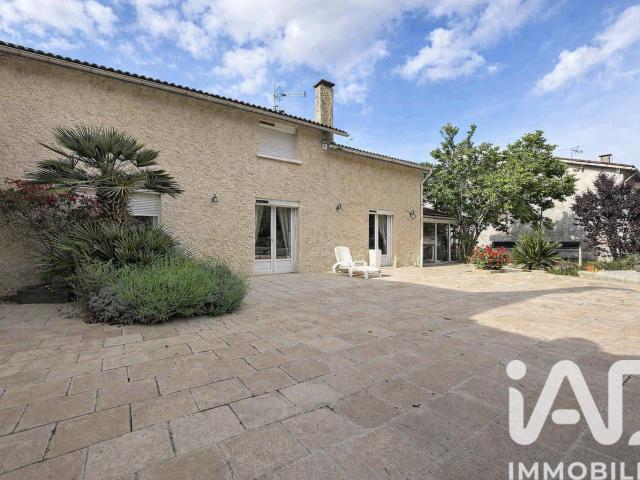 Maison 6 pièces 166 m²