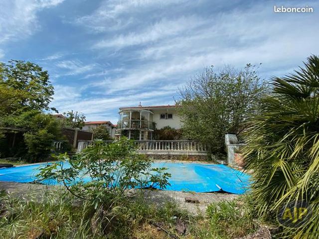 Maison 6 pièces 166 m²