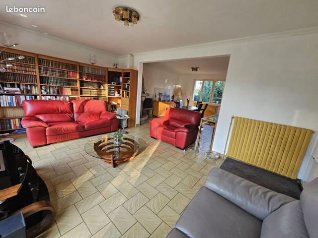 Maison 6 pièces 166 m²