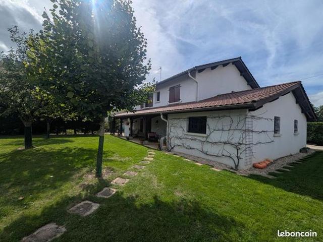 Maison 6 pièces 166 m²