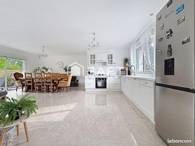 Maison 6 pièces 166 m²